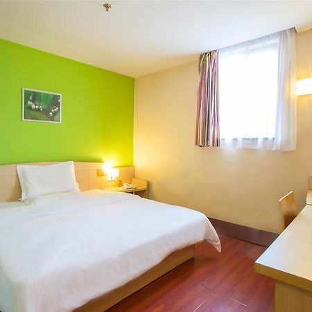 7Days Inn Suzhou Sanxiang Road ภายนอก รูปภาพ