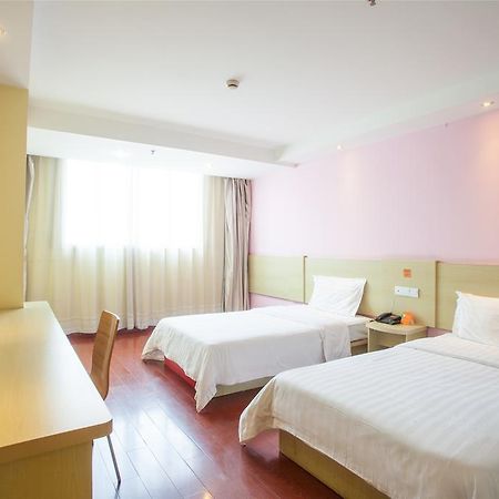 7Days Inn Suzhou Sanxiang Road ภายนอก รูปภาพ
