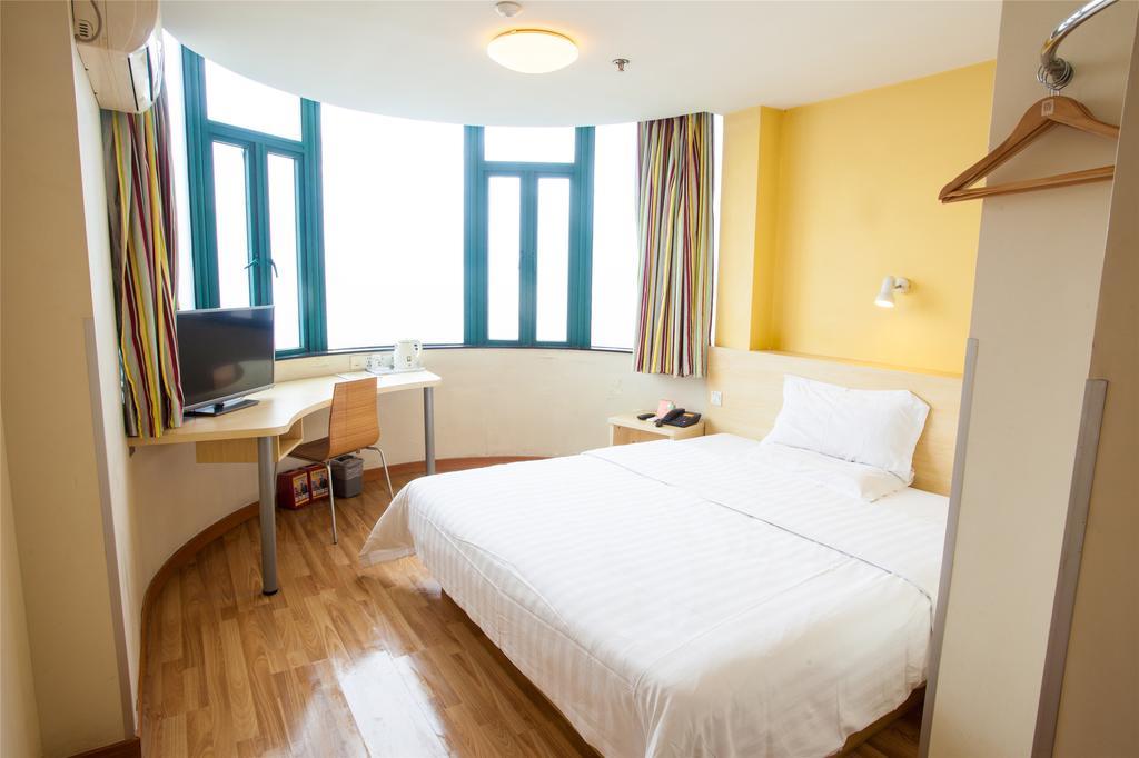 7Days Inn Suzhou Sanxiang Road ภายนอก รูปภาพ